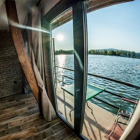 Boatel Copacabana Veliko Gradište Exterior foto